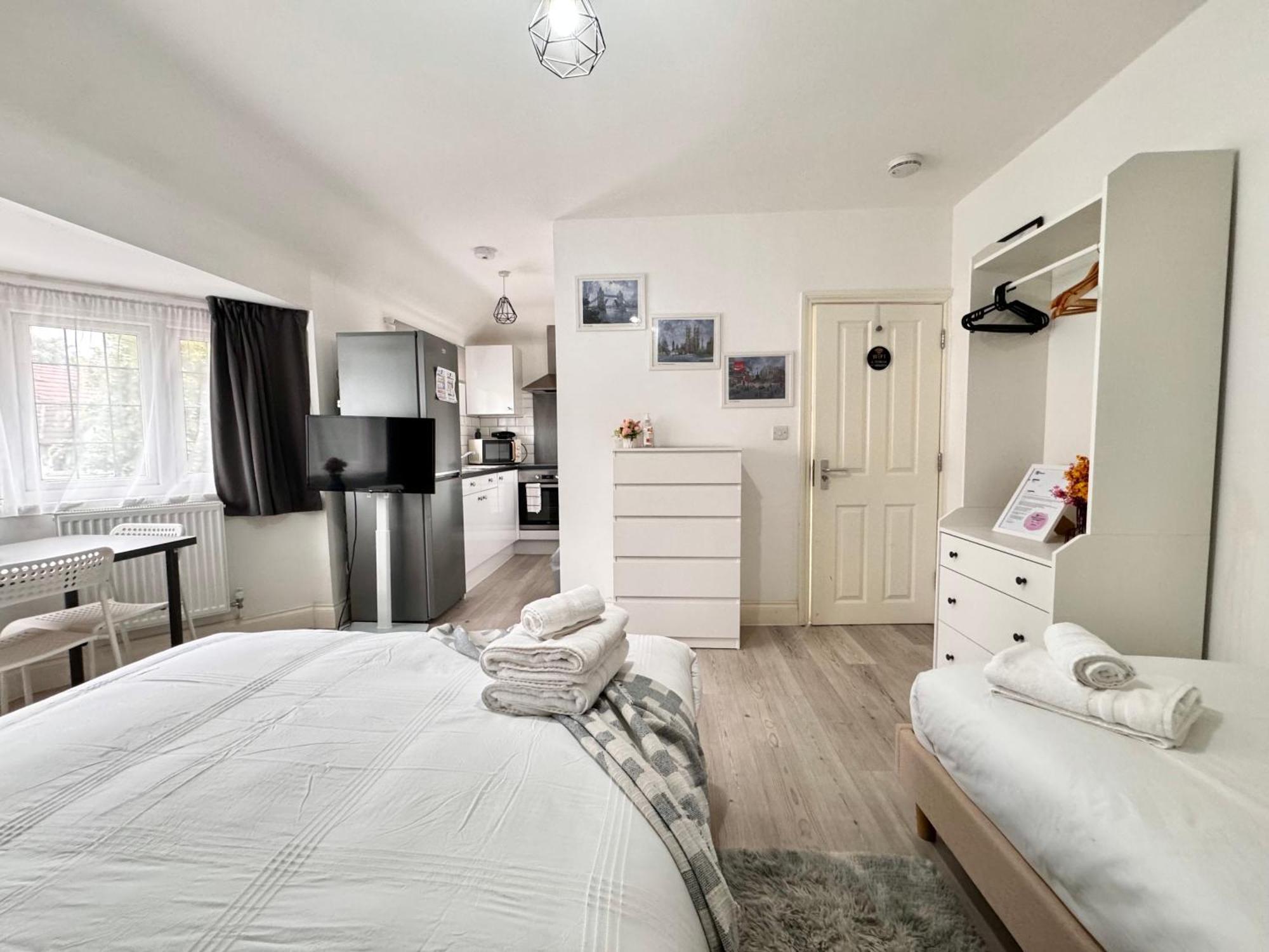 Charming Studio 30Min To Central Londra Exterior foto