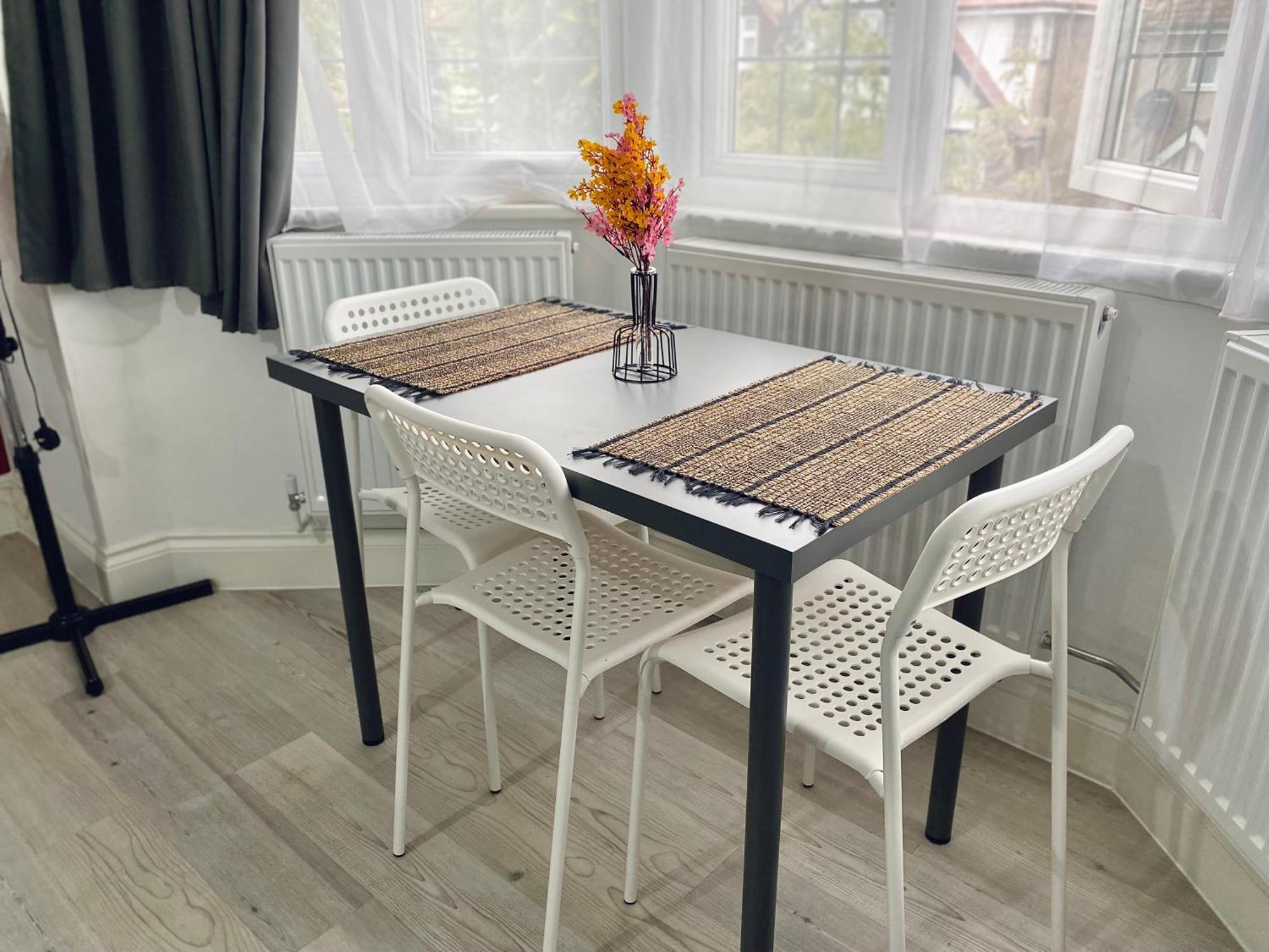 Charming Studio 30Min To Central Londra Exterior foto