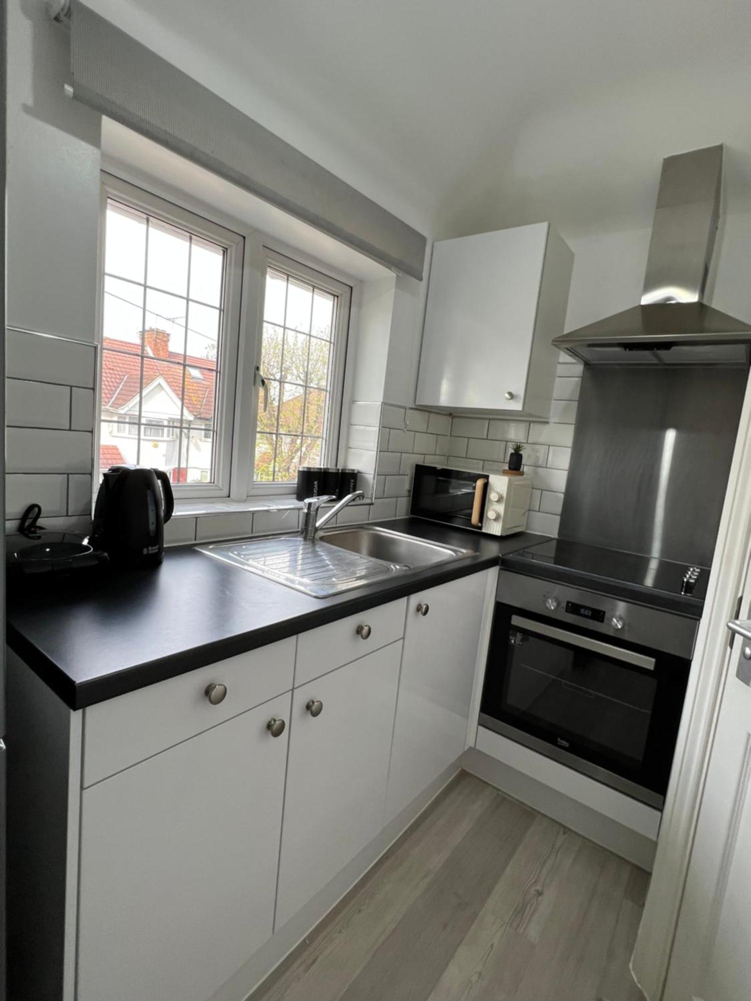 Charming Studio 30Min To Central Londra Exterior foto